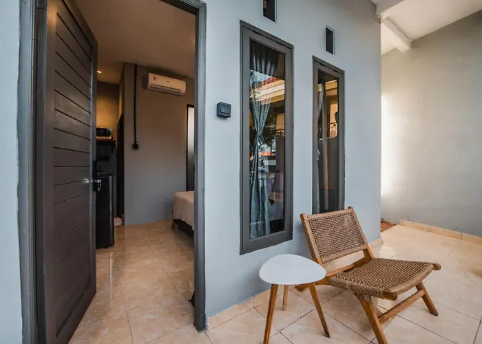 Apartments: Studio+kitchen / Batu Bolong-a1 3*